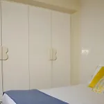Maison B