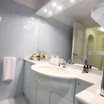 Maison B Апартаменты *