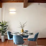 Maison B *