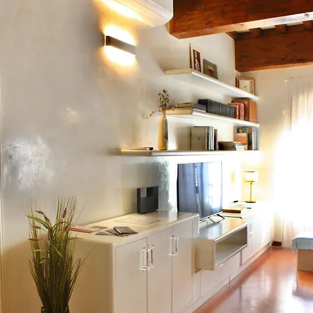Maison B